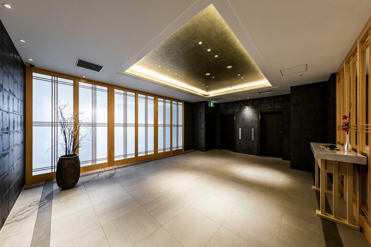 Via Inn Prime Shinsaibashi Yotsubashi Osaka Exteriör bild